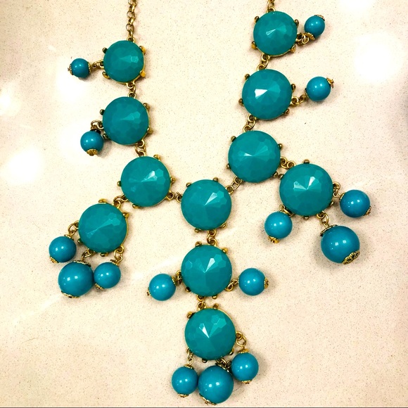 Jewelry - Teal Statement Beaded Necklace